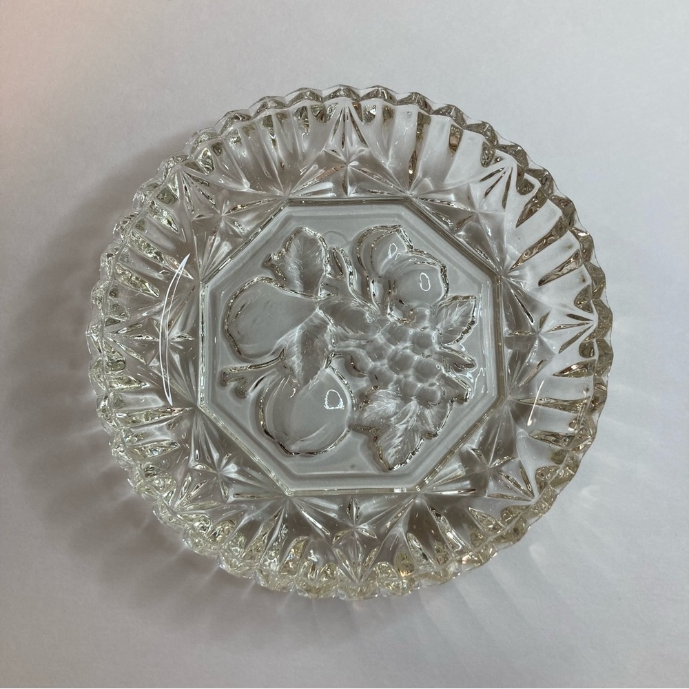 Federal Glass Pioneer pattern glass dish